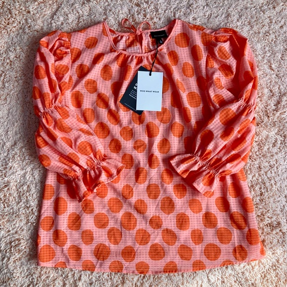 Quirky Dot Blouse - Picture 2 of 6